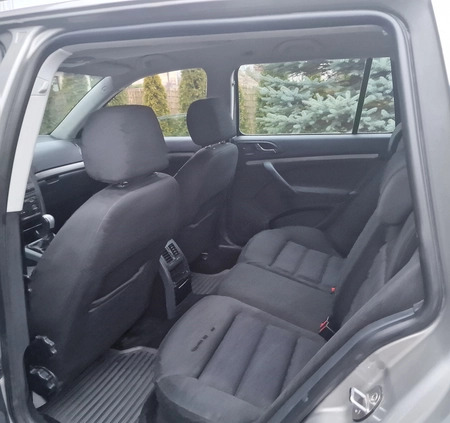 Skoda Octavia cena 11900 przebieg: 169000, rok produkcji 2007 z Radom małe 154